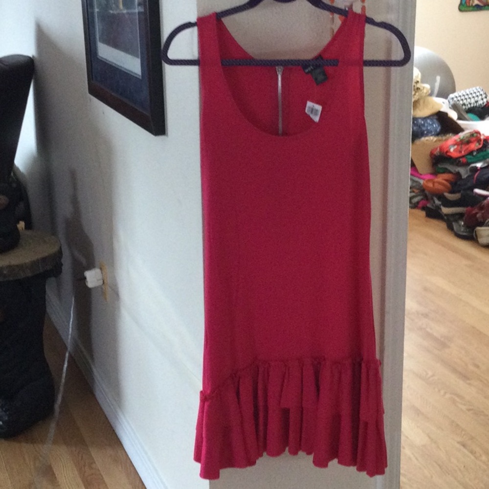 New, tank type long top.